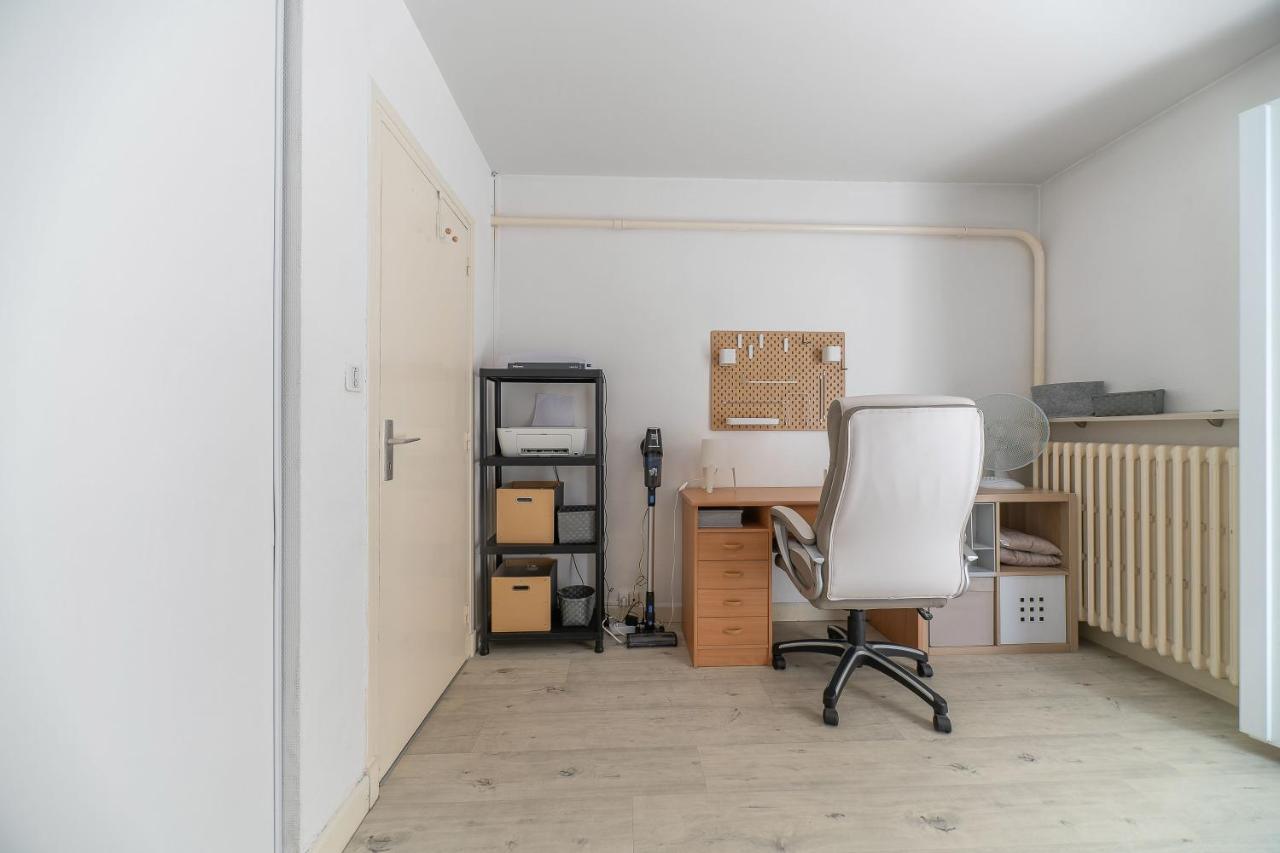 Le Dejoux - Appartement Avec Terrasse En Centre Ville Vichy Extérieur photo